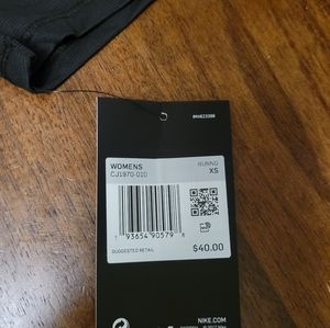 Nike women dri fir short sleeve xs